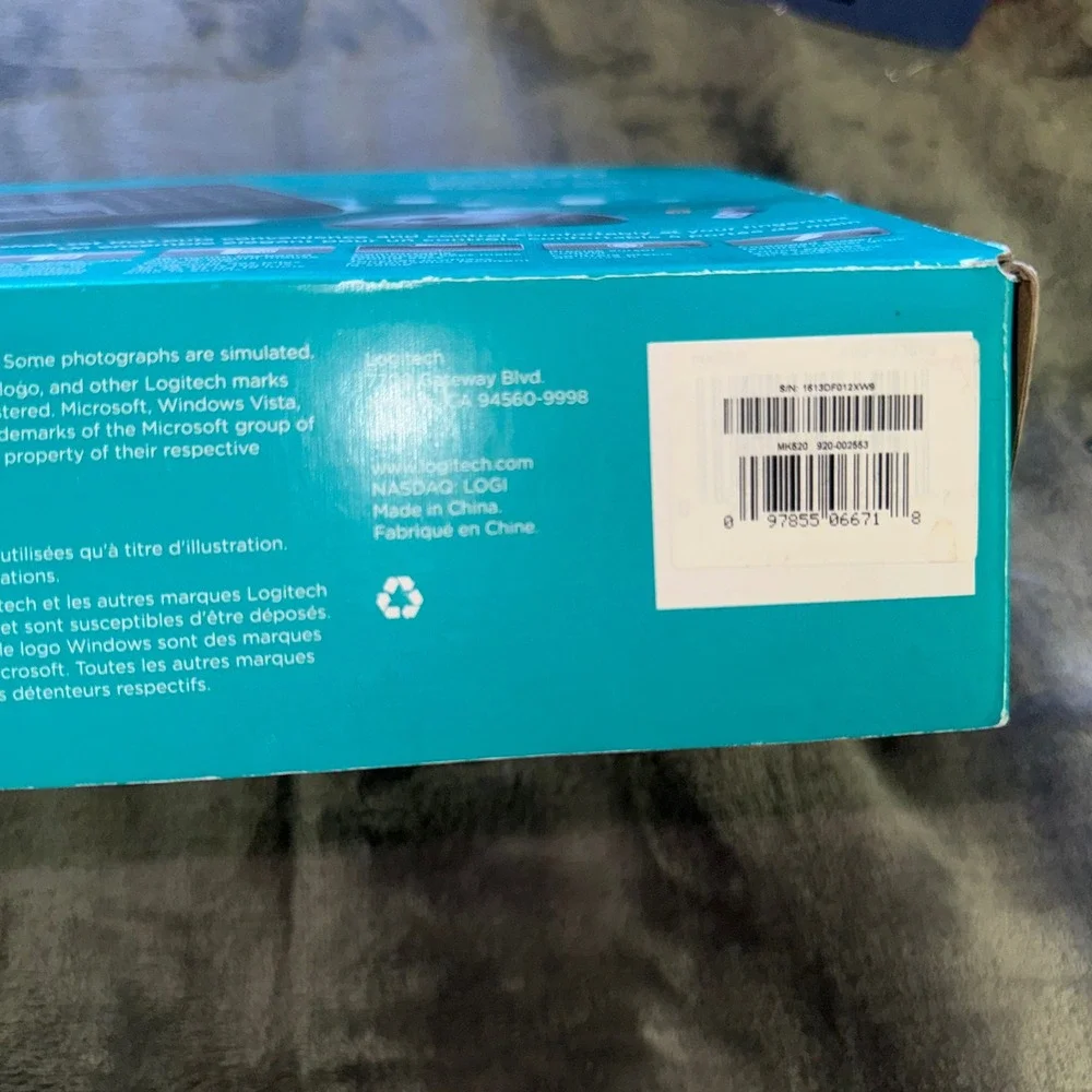 Logitech MK520 Wireless Keyboard Black Full Size * NO DONGLE OR MOUSE In Box